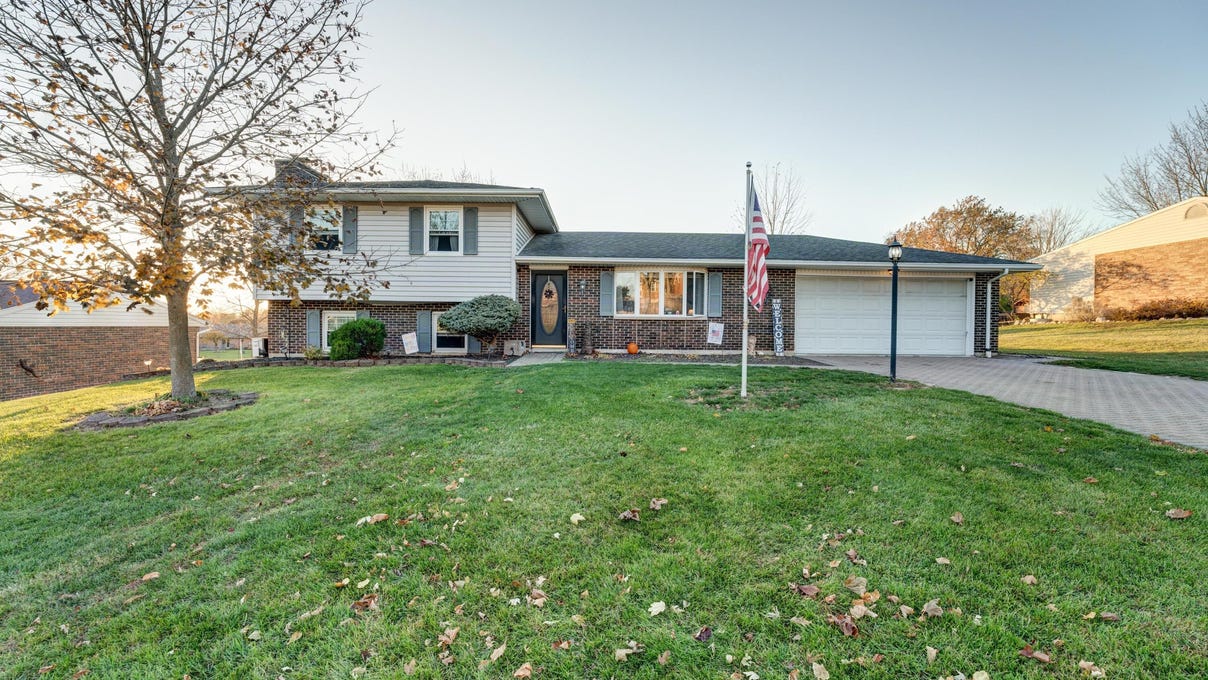 1270 Howard Dr