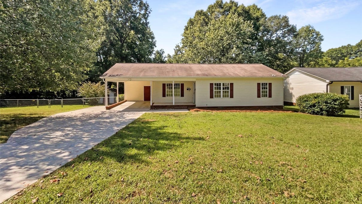 310 E Louisiana Ave  