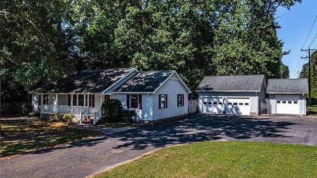 411 Brent Pl  
