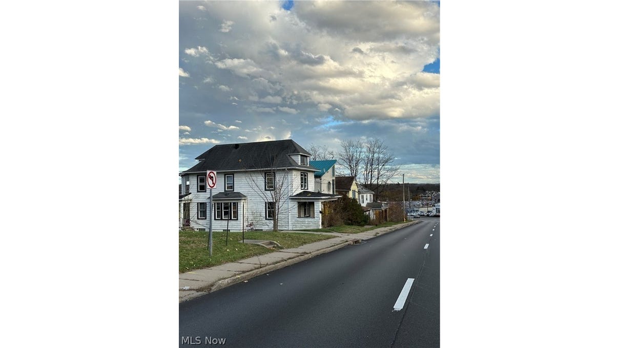 2225-2235 Sunset Blvd  