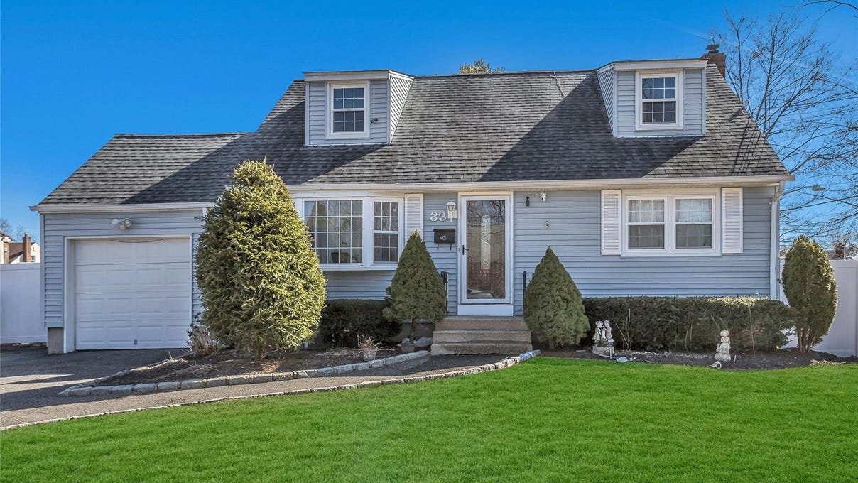 33 HILLIARD Ave  