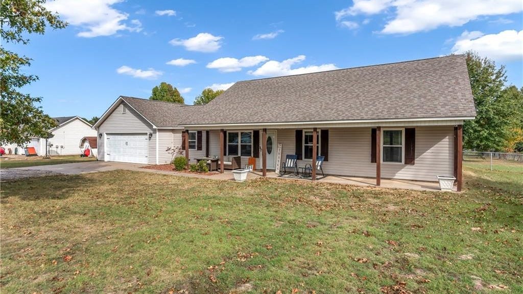 1028 Santa Fe TR  