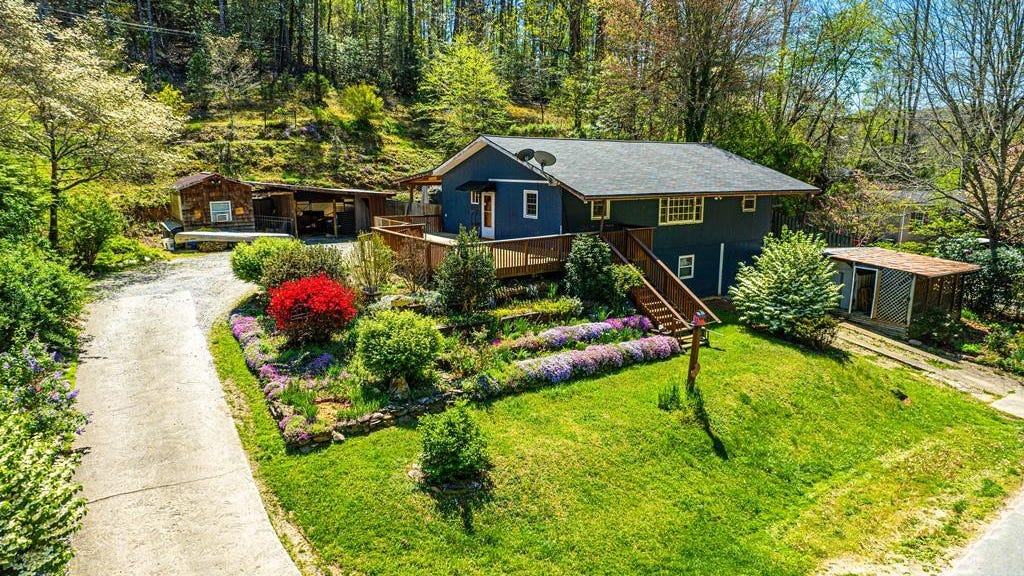 1111 Lemons Br Rd  