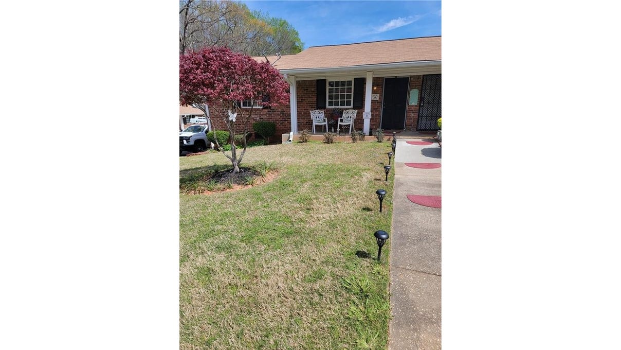 140 Mount Zion Rd SE  