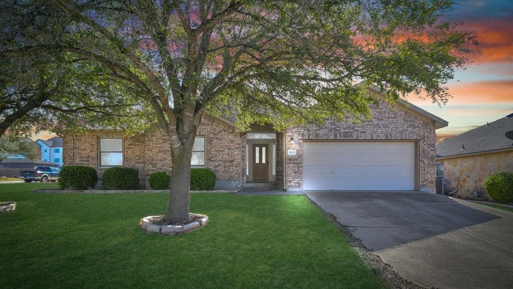 19021 Raglan Castle PATH, Pflugerville, TX 78660 House for Sale