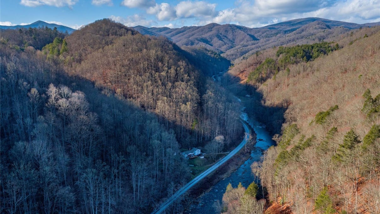 12982 US HWY 19W Hwy