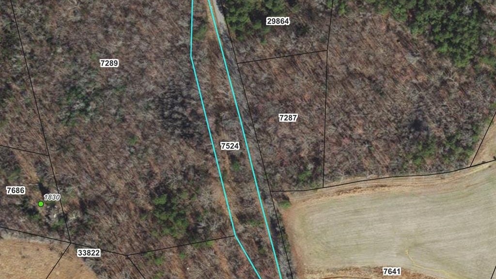 1 4AC Country Clb Dr  