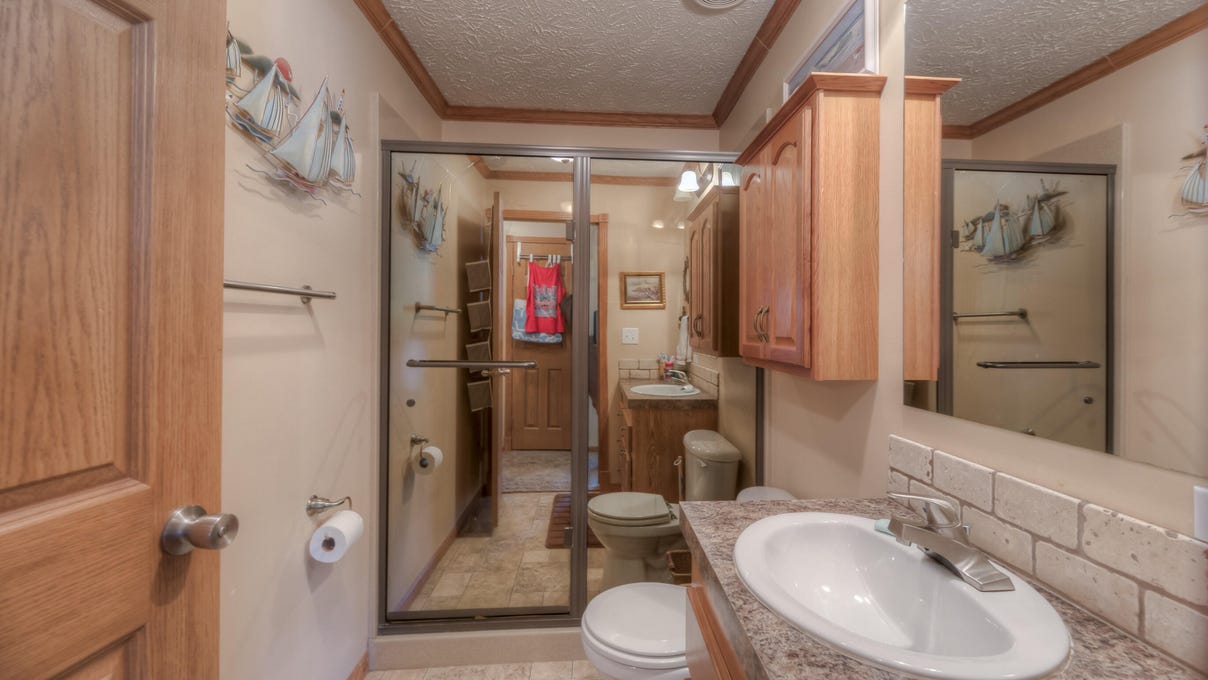 58700 E 336 Rd  