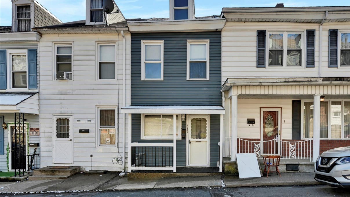 1314 MARKET STREET, ASHLAND, PA 17921 Townhouse for Sale realestate