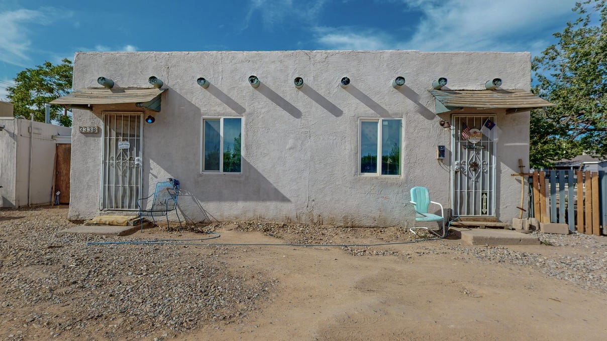 329-333 Alcazar St NE  