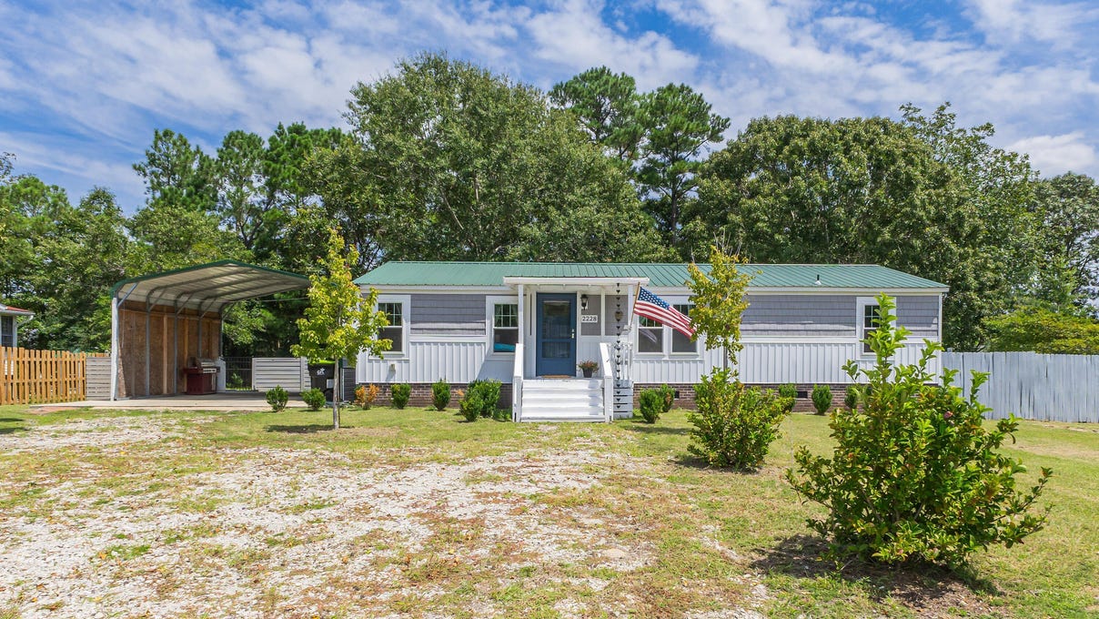 2228 Harbor Ridge Dr SE  