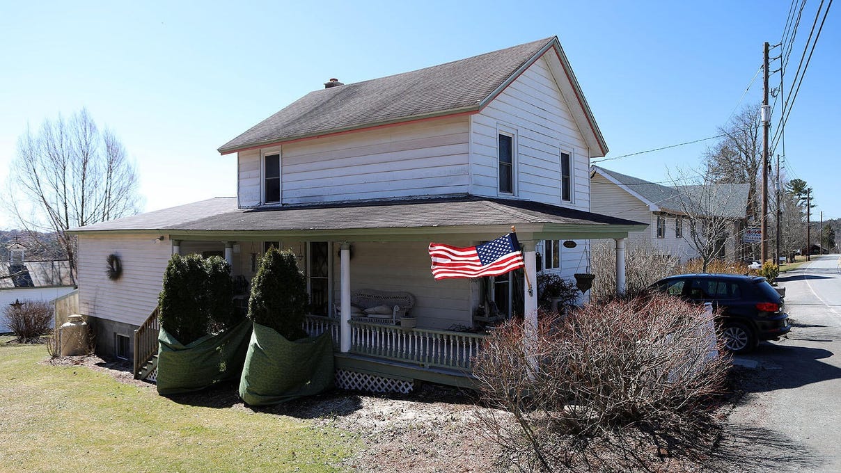 1366 Cochecton Tpke, Tyler Hill, PA 18469 House for Sale realestate