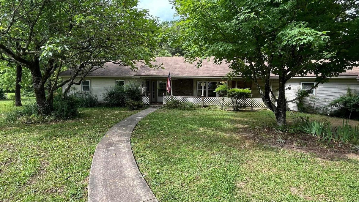 4929 Hwy 8  