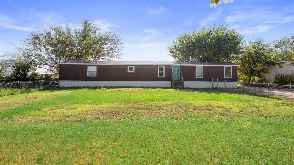 2513 County Rd 615  