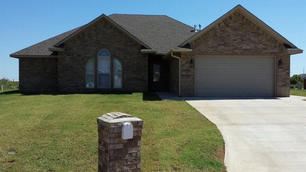1828 Caribou Cir  