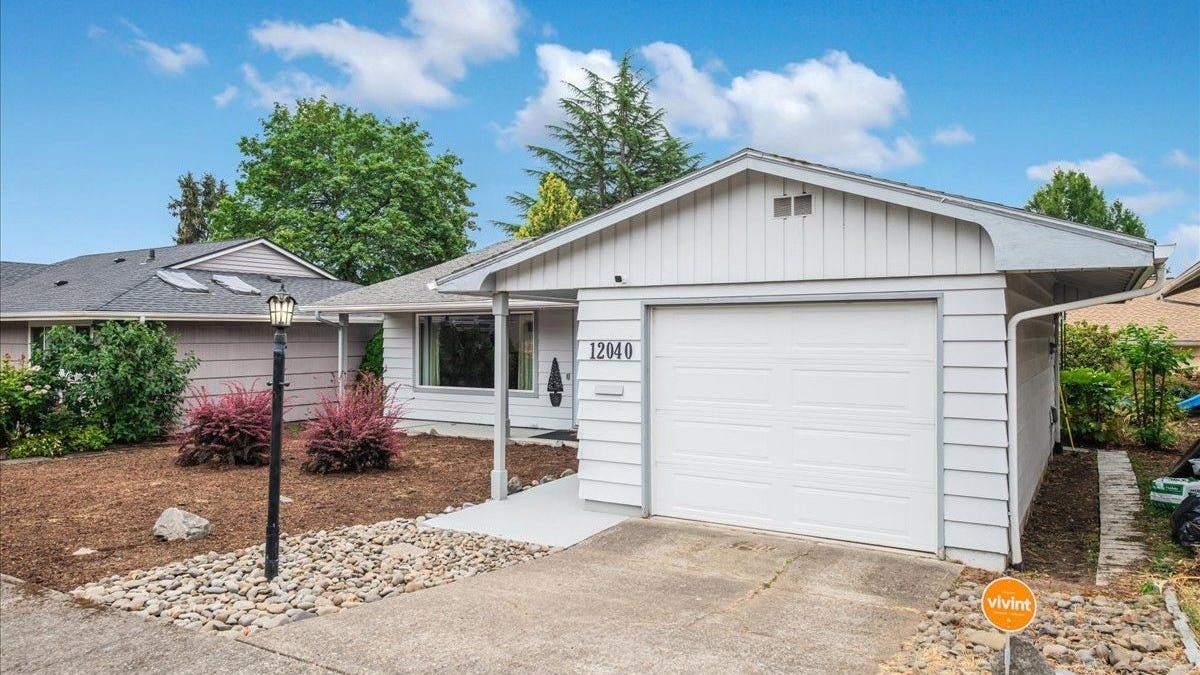 12040 SW King George Dr  