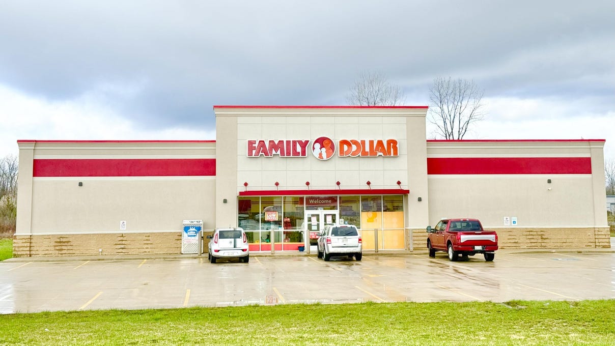 2101 Central Pt Pkwy  