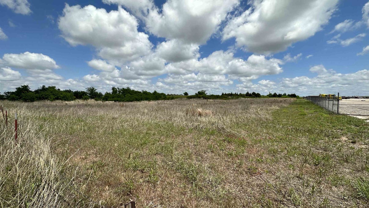10 Acres Sec 24-23-22 Tract 8