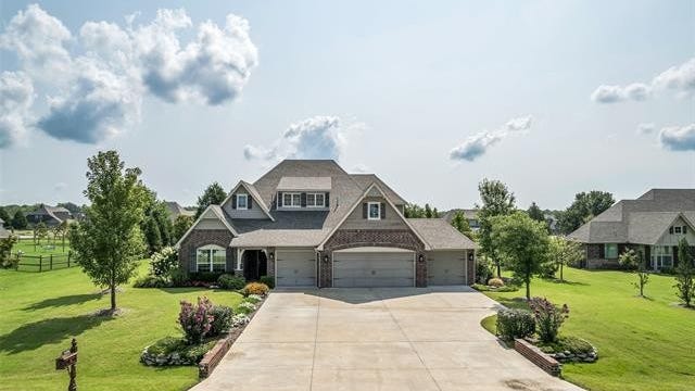 11439 N 162nd East Ave  