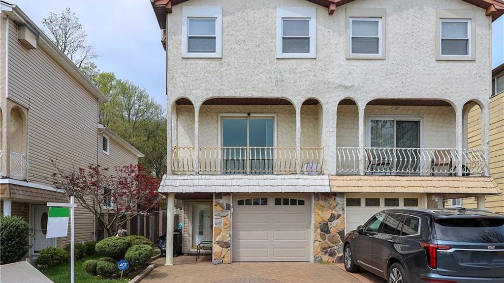 66 Mulberry Avenue, Staten Island, NY 10314 House for Sale realestate