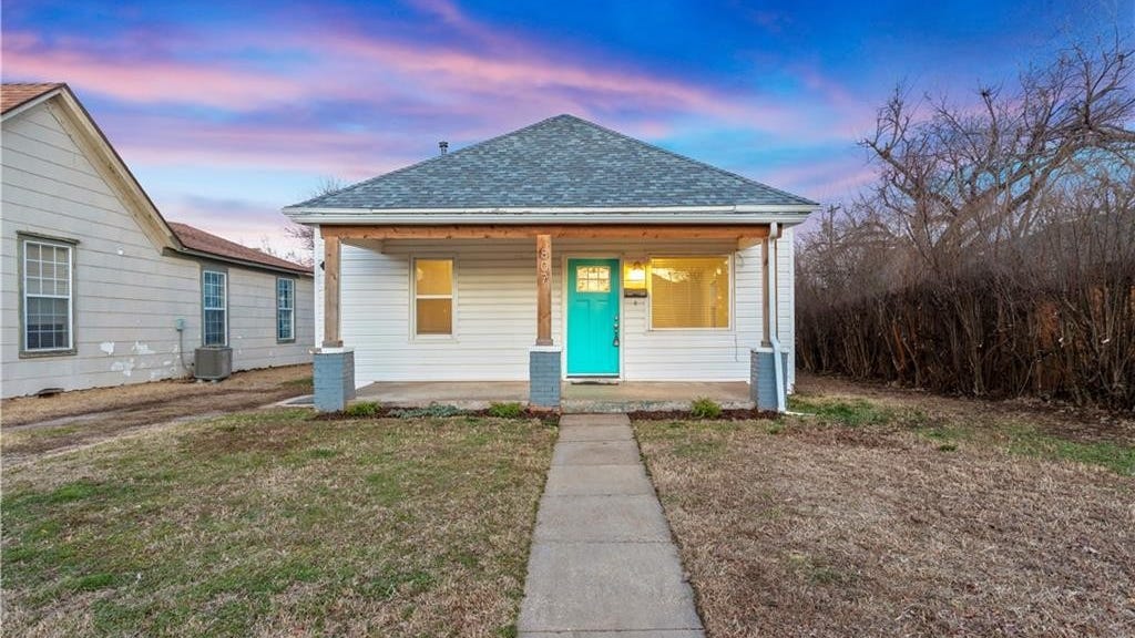 807 S Bickford Avenue, El Reno, OK 73036 House for Sale