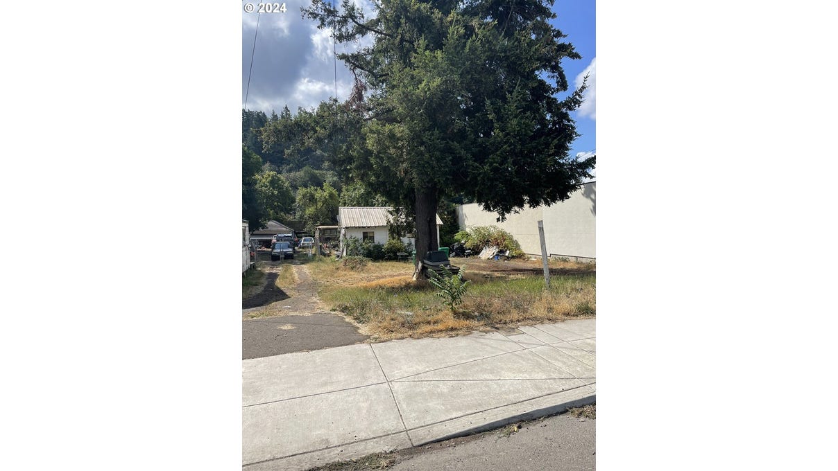 10620 SE DIVISION ST  