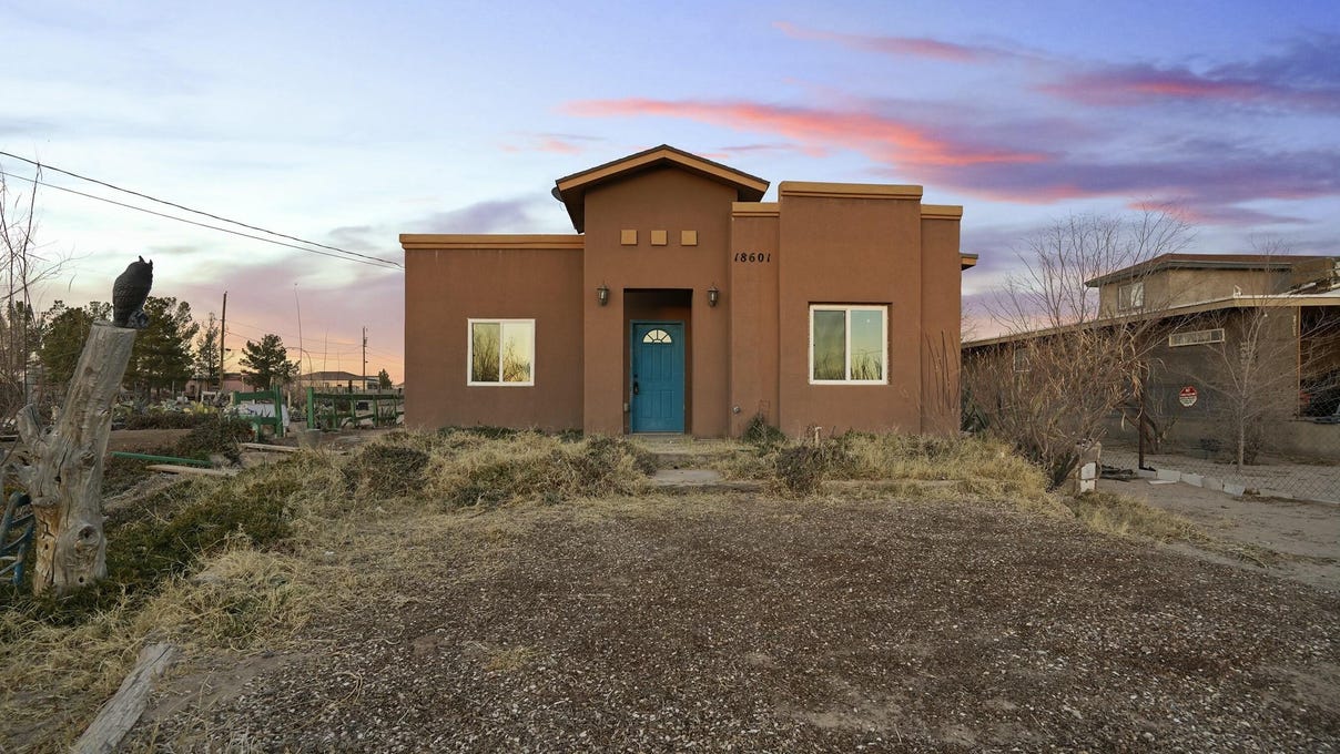 18601 NEW LIFE DR  