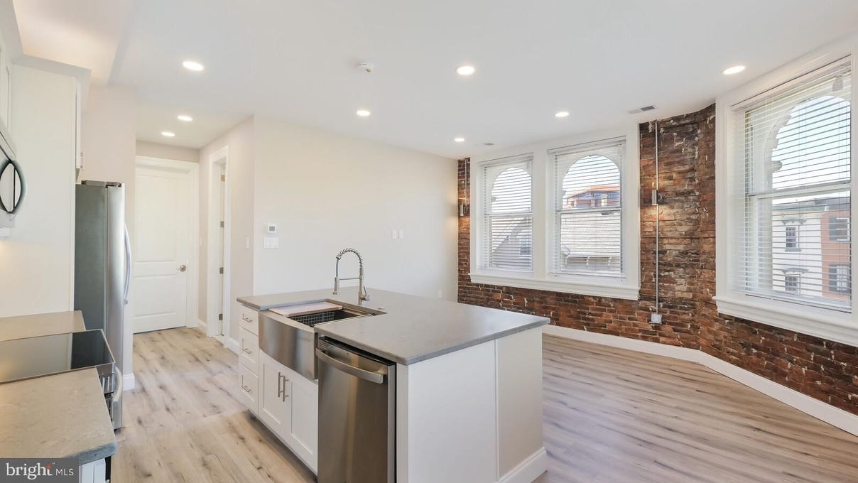 24 N MAIN STREET, Apt 4, DOYLESTOWN, PA 18901 Apartment for Rent