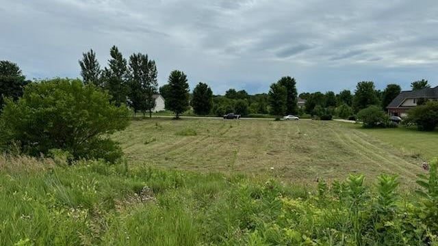 46W510 W Woodview Pkwy