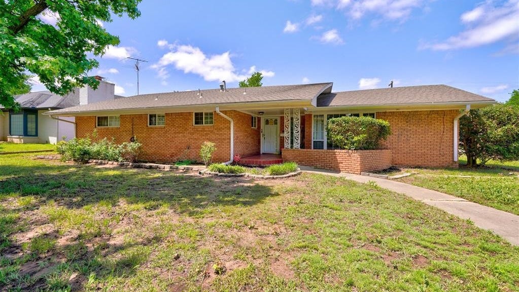 1848 N Pennsylvania St  