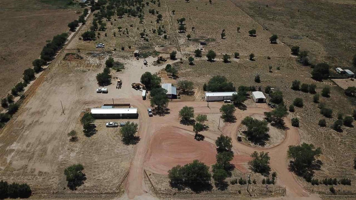 746 S Roosevelt Rd R 1/2 Rd  