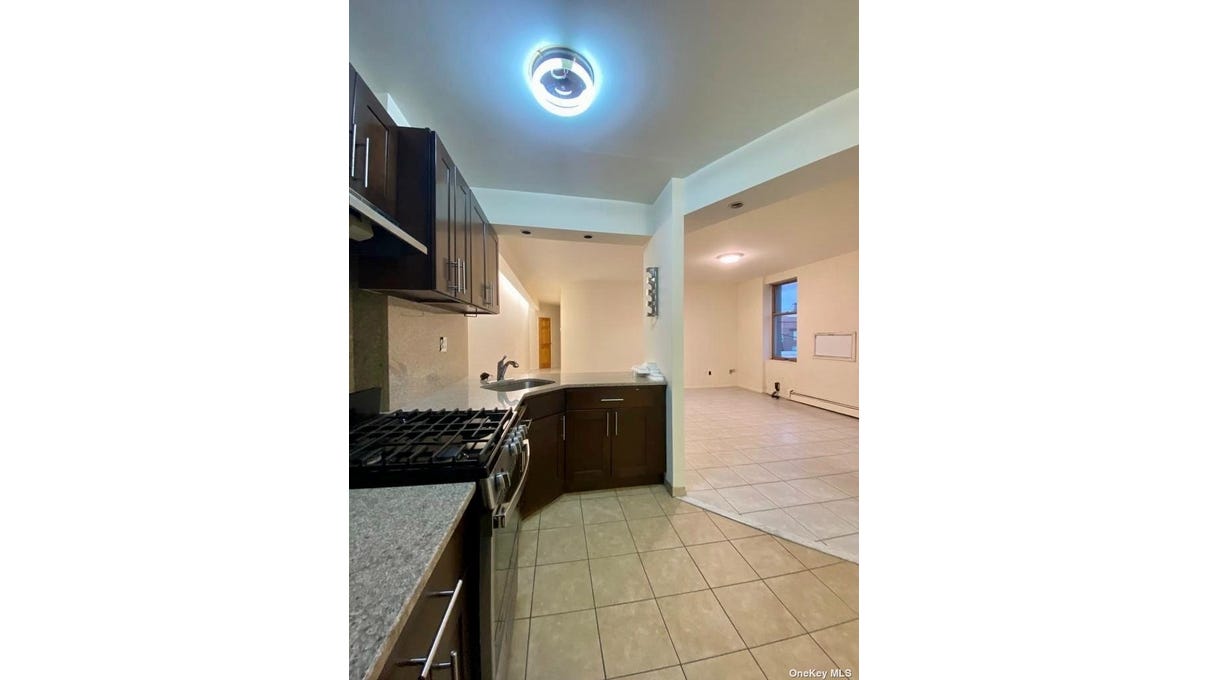 3520 Ditmars Boulevard, Apt 2R, Long Island City, NY 11105 Apartment for Rent