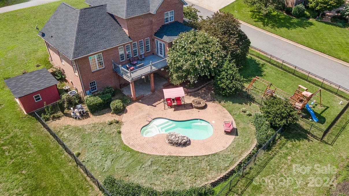 3806 Steve Ikerd Dr NE  