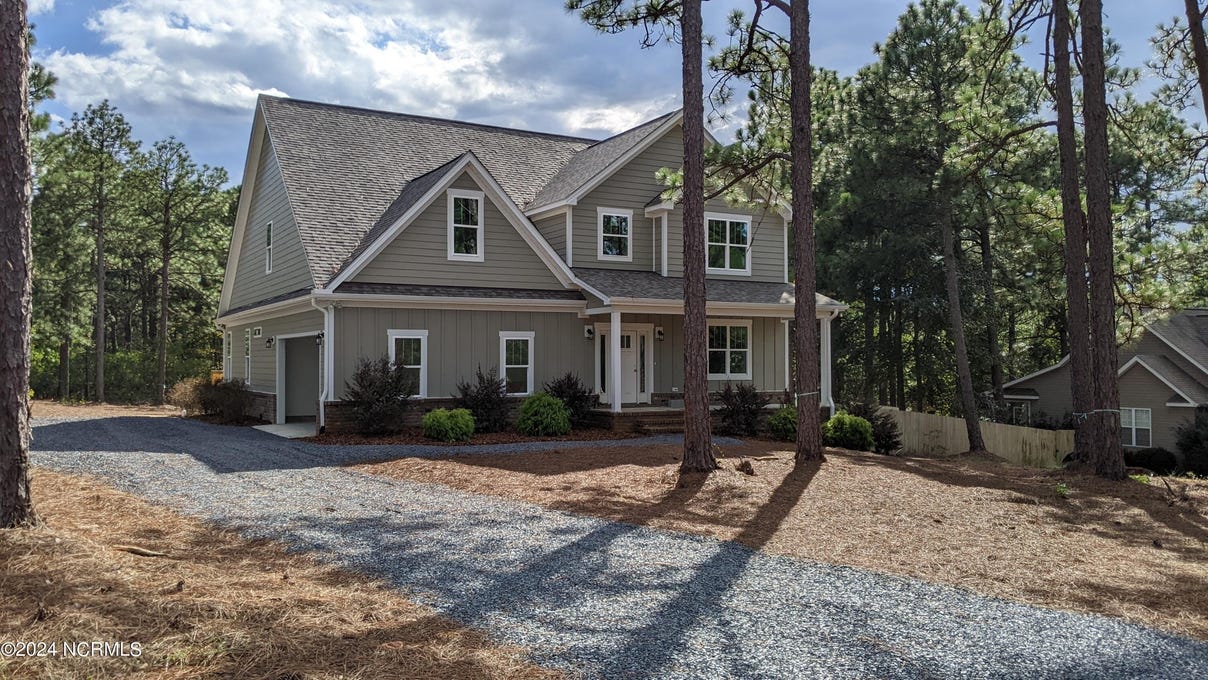 126 PARKWOOD CT  