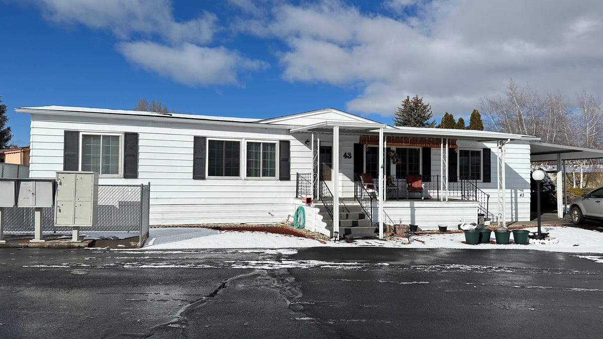 3500 Summers Lane, Apt 43, Klamath Falls, OR 97603 House for Sale