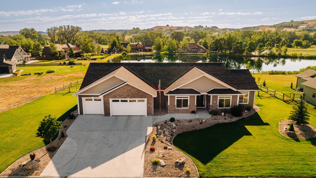 25 Club House Drive, Sheridan, WY 82801 House for Sale