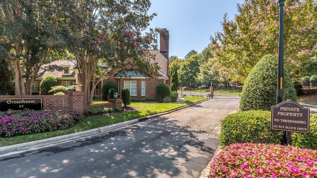 7442 Hurstbourne Grn Dr  