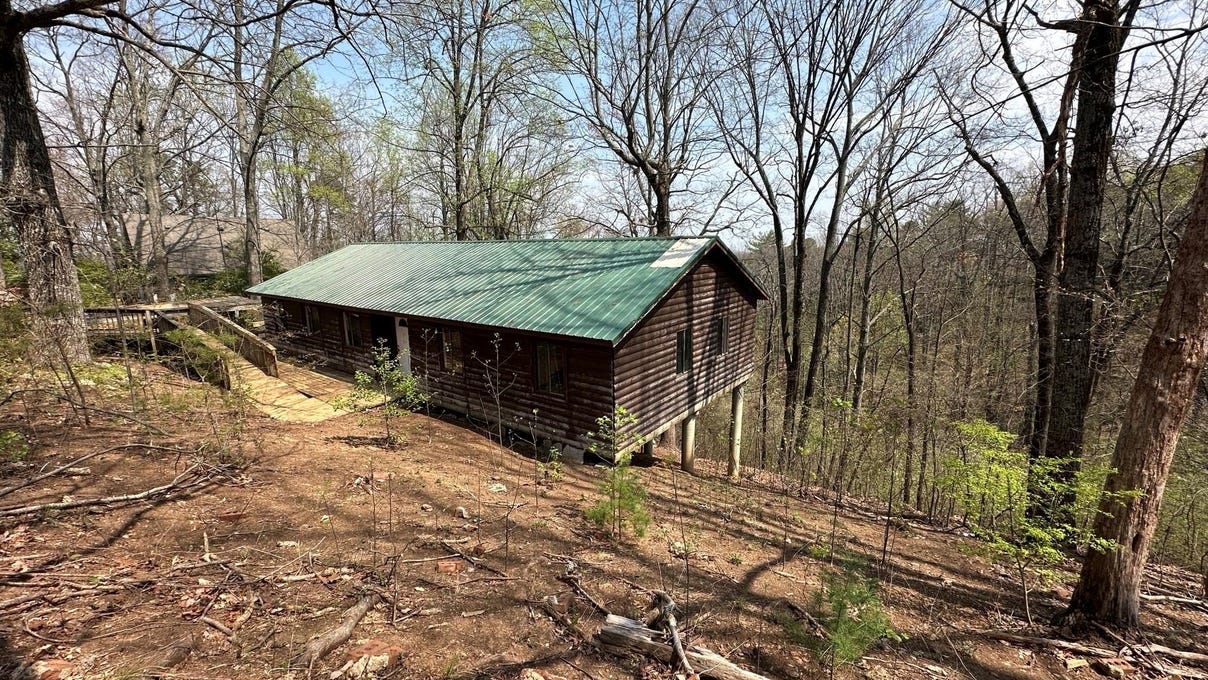 8876 Tallow Tree Rd  