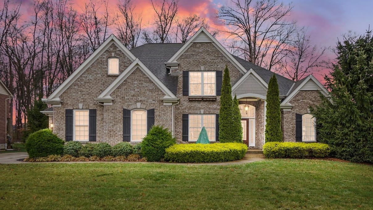 131 Tall Timber Dr  