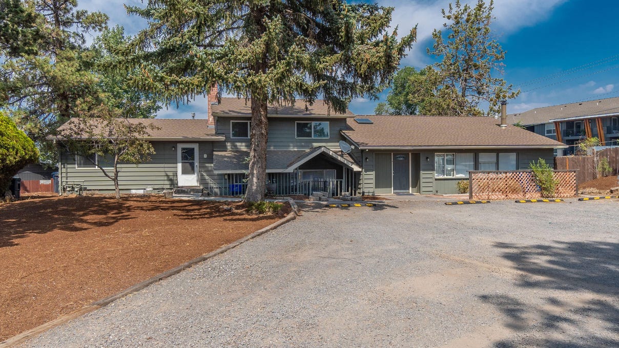 61538 Brosterhous Rd  