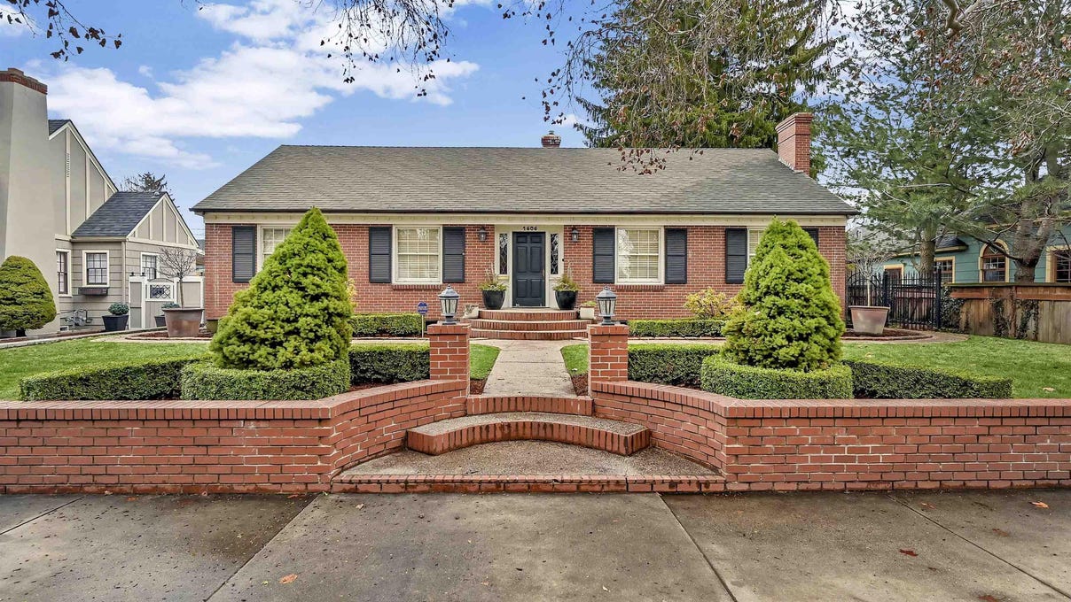 1606 N Harrison Blvd  