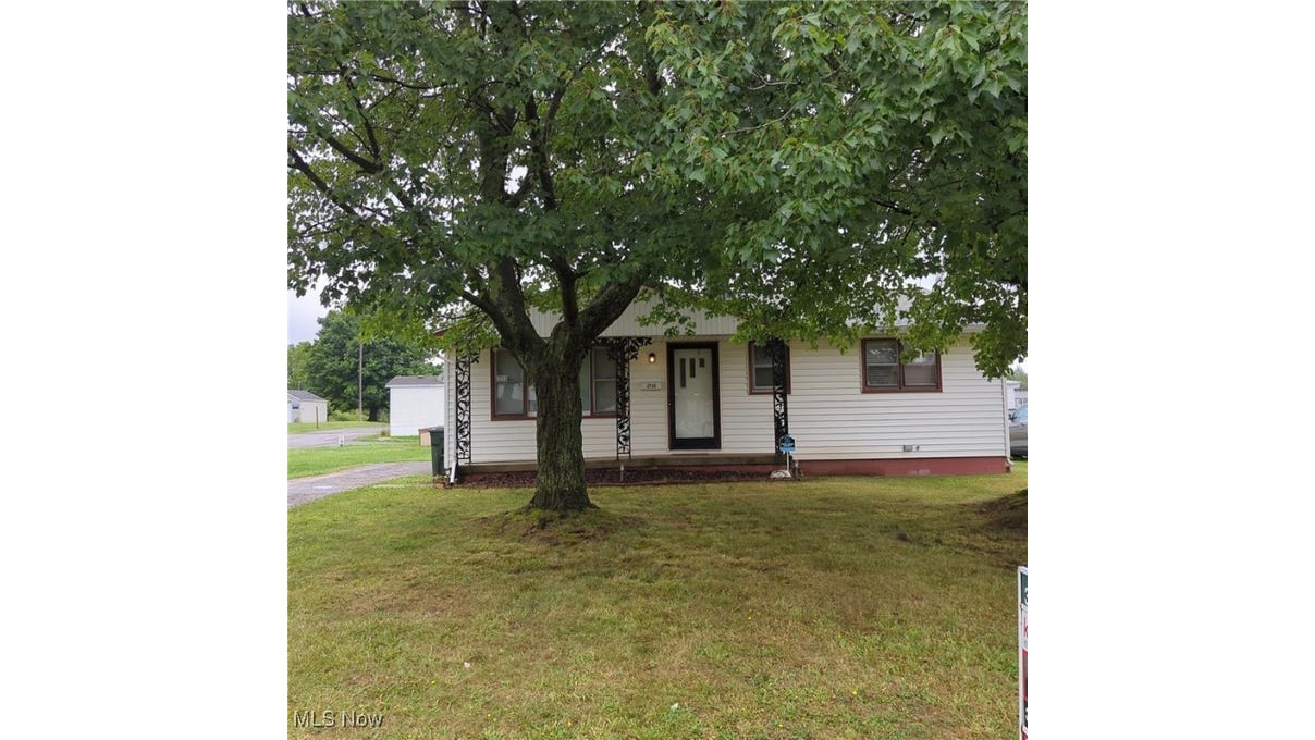 2730 Richmond Ave NE  