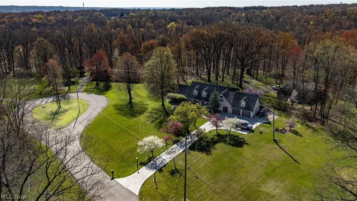 242 Elvira Ct  