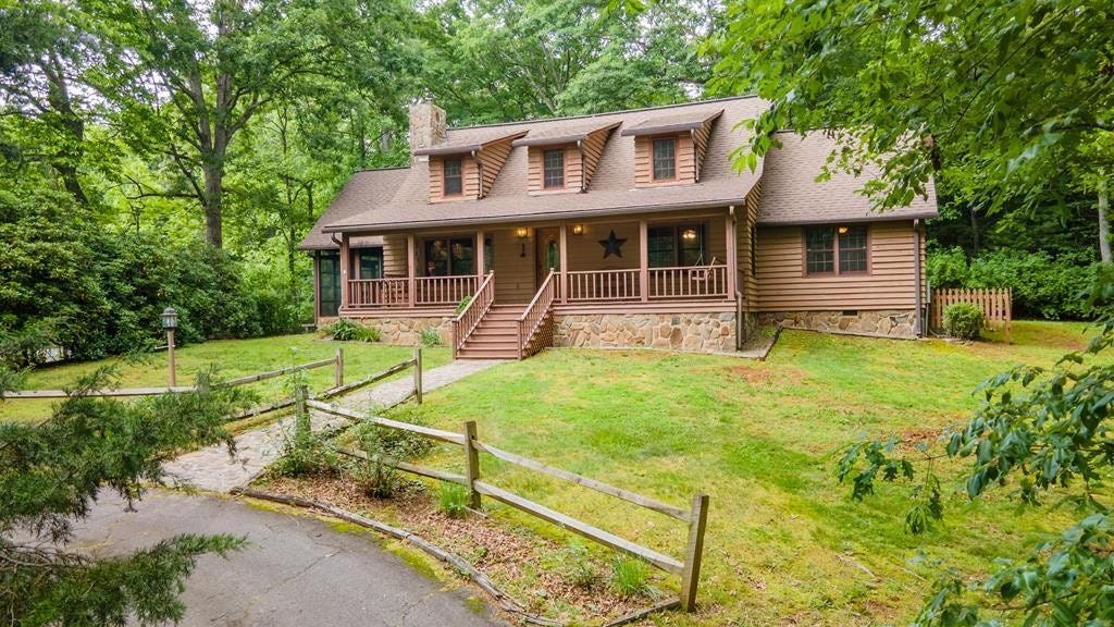591 Nettie Hurst Rd  