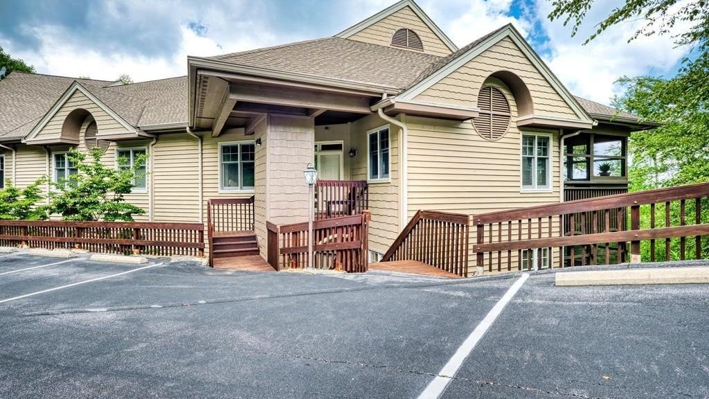 410C Highlands Cv Dr  