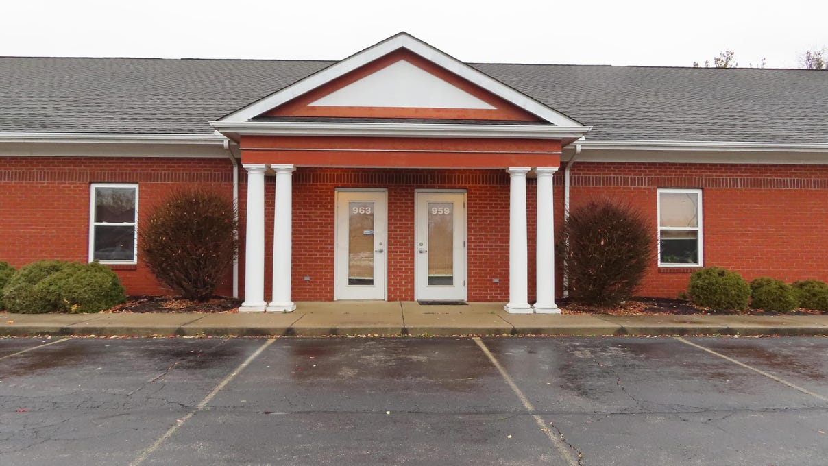 959 Worthington Woods Loop Rd  