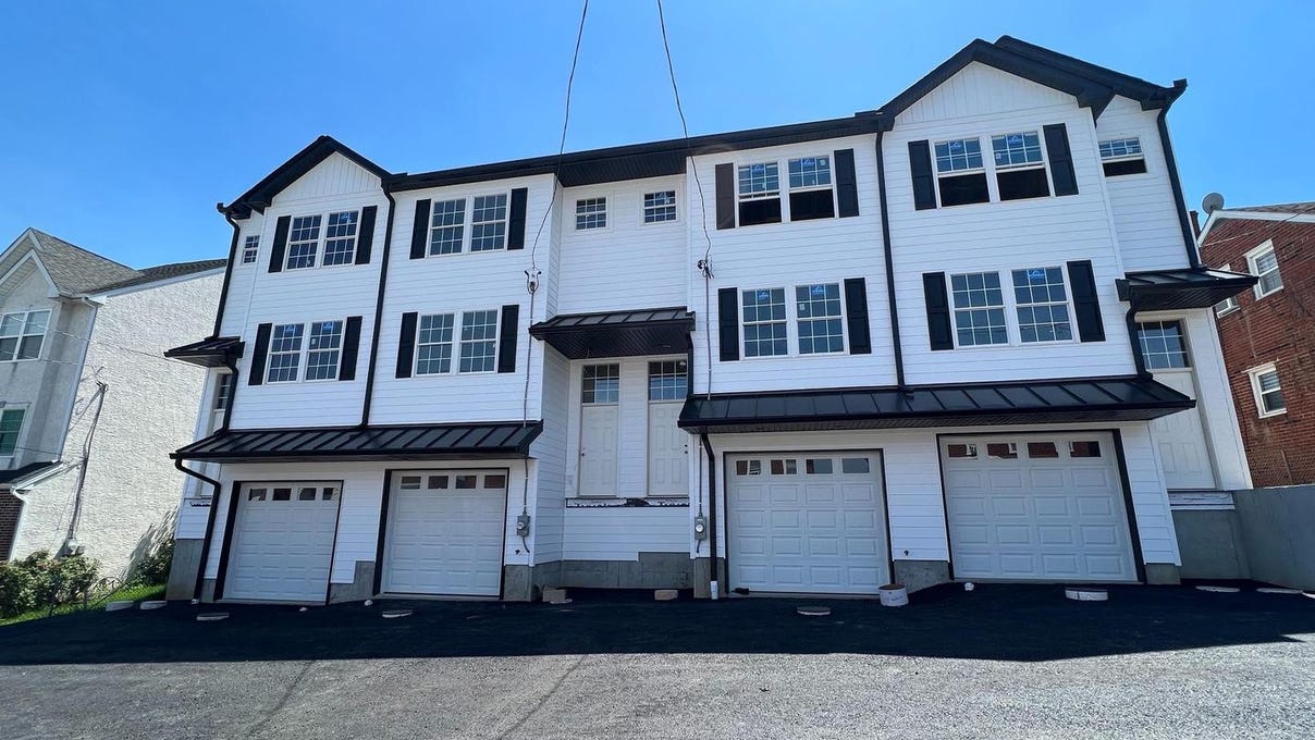 LOT 2 Grv ST  