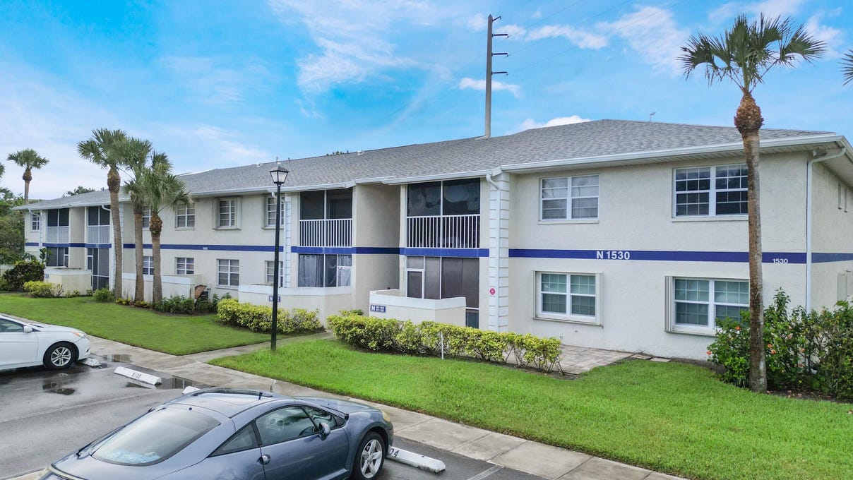 1530 SE Royal Green 108 Cir  