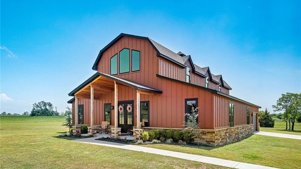 22450 S Rocky Rdg Ln  