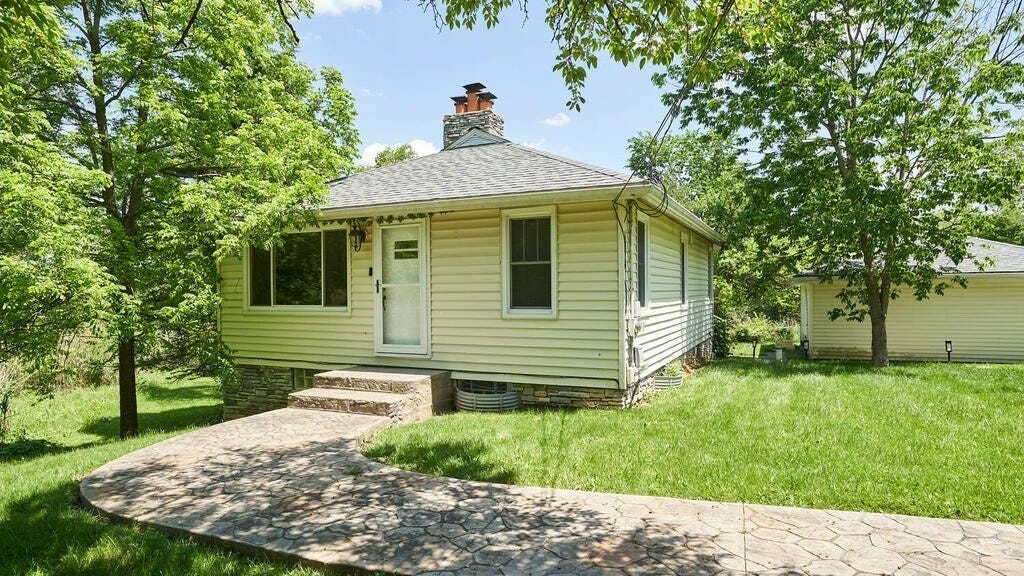 3371 BRECKSVILLE Rd  
